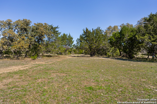 Image 50 of 50 For 104 Falcon Crst