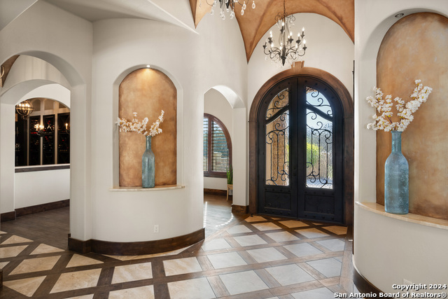 Image 8 of 50 For 104 Falcon Crst