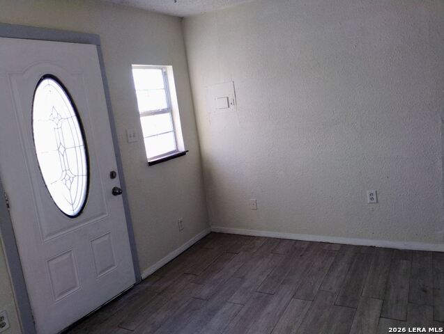 Image 3 of 8 For 1311 Sanco  