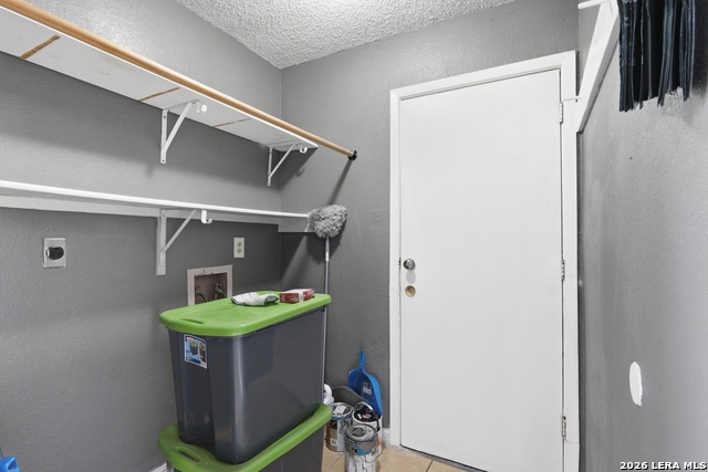 Image 15 of 32 For 6086 Glacier Sun