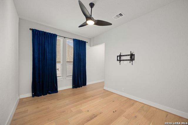 Image 34 of 65 For 3027 Daplyn Park