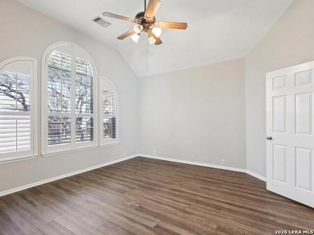 Image 28 of 50 For 4723 River Rock