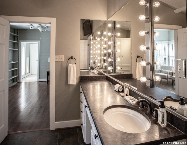 Image 13 of 35 For 2951 Fall Creek Rd