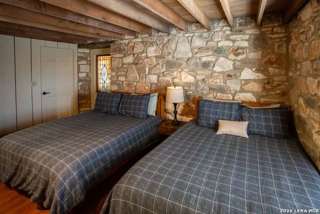 Image 14 of 35 For 2951 Fall Creek Rd