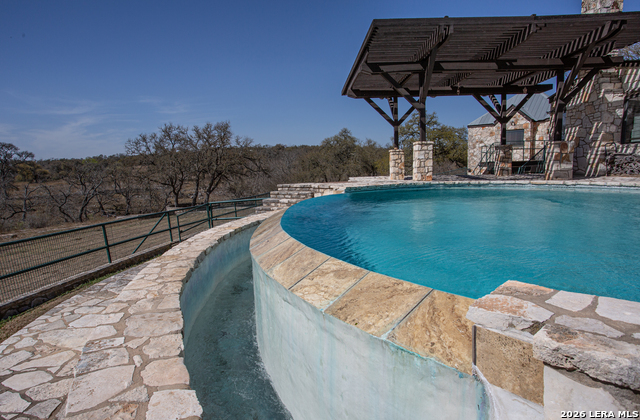 Image 20 of 35 For 2951 Fall Creek Rd