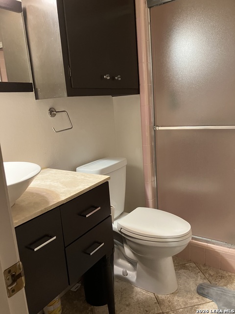 Image 10 of 18 For 11303 Vance Jackson  A5