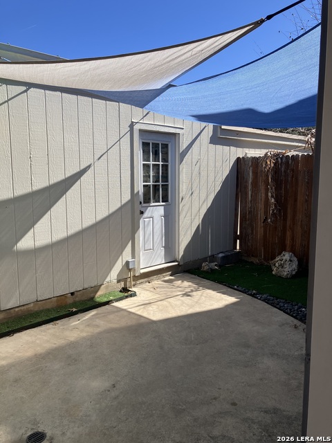 Image 13 of 18 For 11303 Vance Jackson  A5