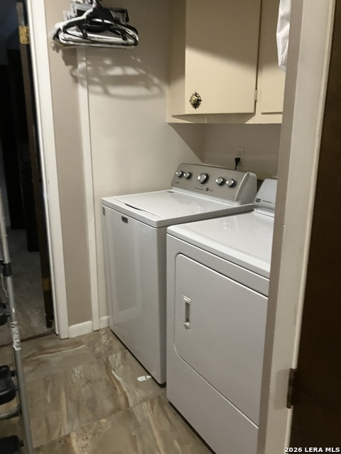 Image 8 of 18 For 11303 Vance Jackson  A5