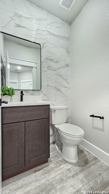 Image 25 of 42 For 105 Oakmont Ln