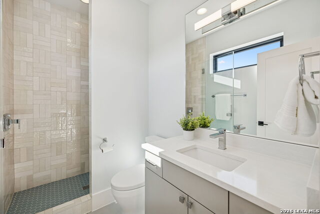 Image 30 of 49 For 1521 Chipmunk