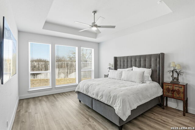 Image 21 of 47 For 405 Corwin  