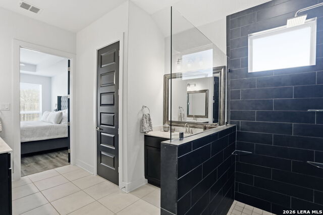 Image 24 of 47 For 405 Corwin  