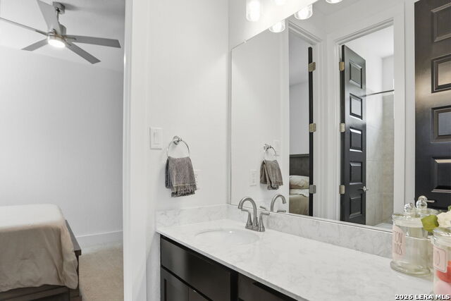 Image 27 of 47 For 405 Corwin  