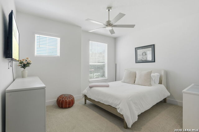 Image 31 of 47 For 405 Corwin  