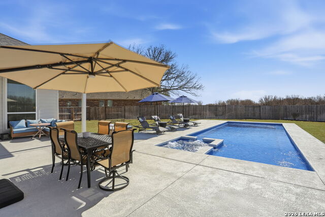 Image 35 of 47 For 405 Corwin  