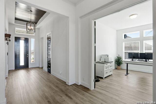 Image 6 of 47 For 405 Corwin  