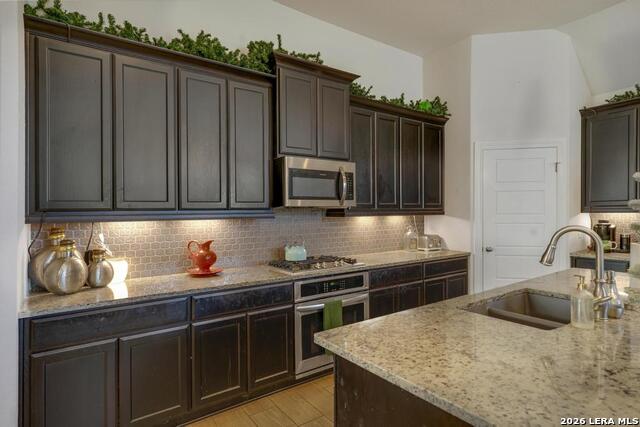 Image 4 of 27 For 8223 Scarlet Gaura