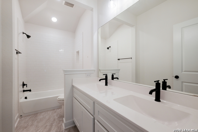 Image 25 of 29 For 8735 Shady Gate