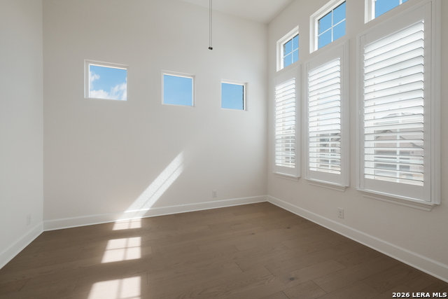 Image 6 of 29 For 8735 Shady Gate