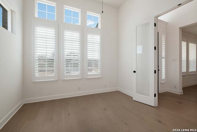 Image 7 of 29 For 8735 Shady Gate