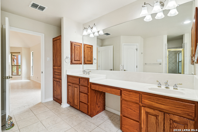 Image 23 of 66 For 718 Park Shores