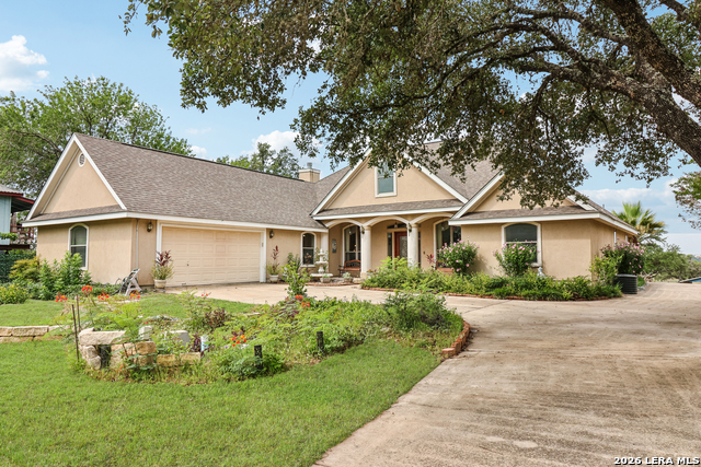 Image 3 of 66 For 718 Park Shores