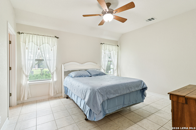 Image 30 of 66 For 718 Park Shores