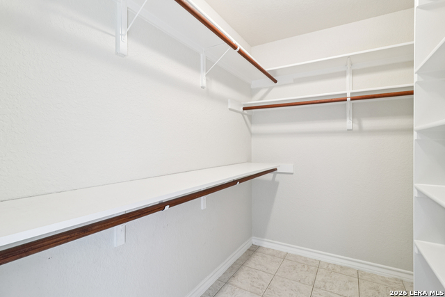 Image 32 of 66 For 718 Park Shores