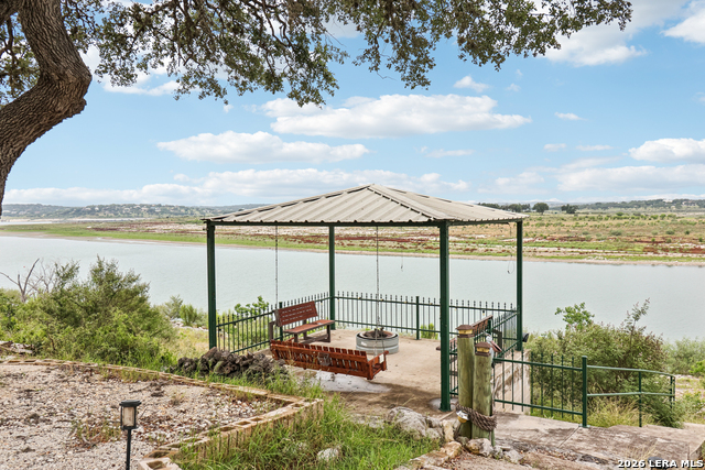 Image 55 of 66 For 718 Park Shores