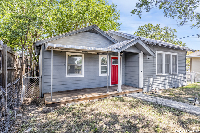 Image 3 of 25 For 525-527 Mckinley