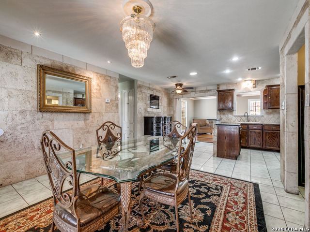 Image 5 of 21 For 9334 Cliff Way St