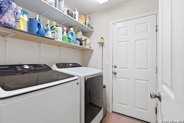 Image 13 of 29 For 400 Clear Lake