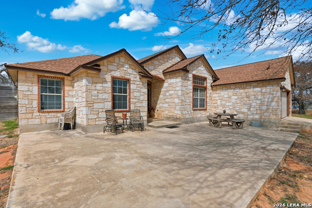 Image 2 of 29 For 400 Clear Lake