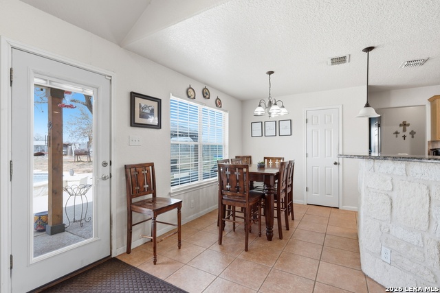 Image 6 of 29 For 400 Clear Lake