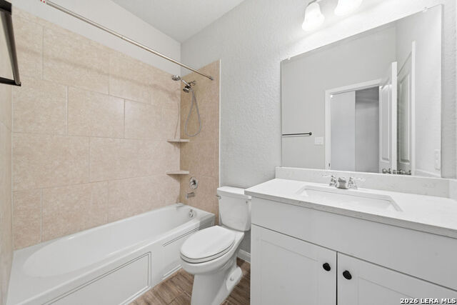 Image 20 of 30 For 12071 Pitcher