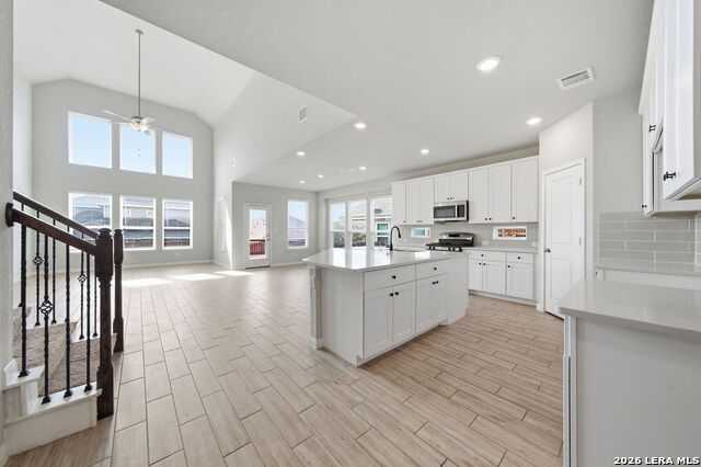 Image 4 of 30 For 12071 Pitcher