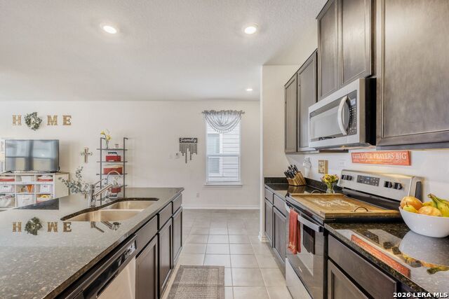 Image 11 of 27 For 6519 Runaway Row