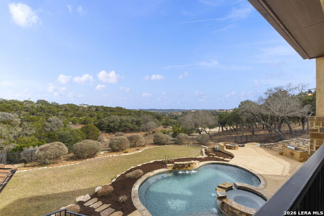 Listing photo id 132 for 1039 Bluewater Place