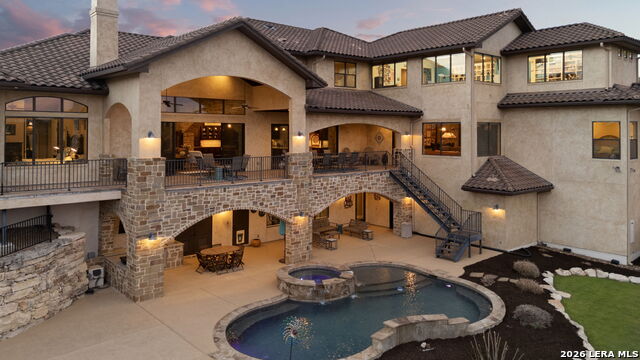 Listing photo id 1 for 1039 Bluewater Place