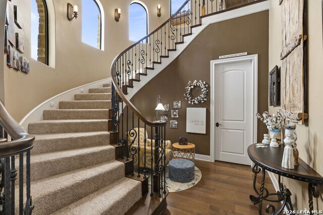 Listing photo id 32 for 1039 Bluewater Place