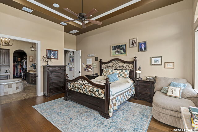 Listing photo id 33 for 1039 Bluewater Place