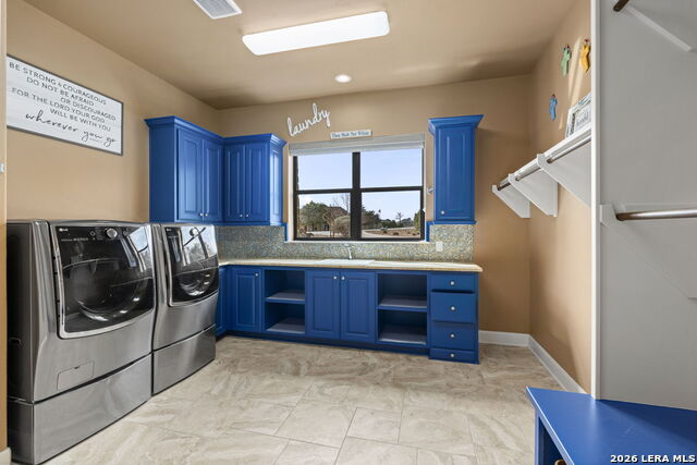 Listing photo id 60 for 1039 Bluewater Place