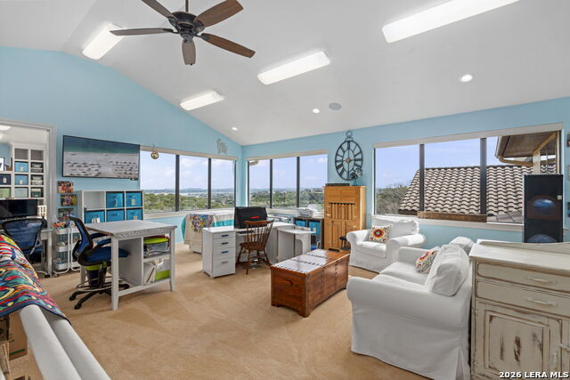 Listing photo id 62 for 1039 Bluewater Place