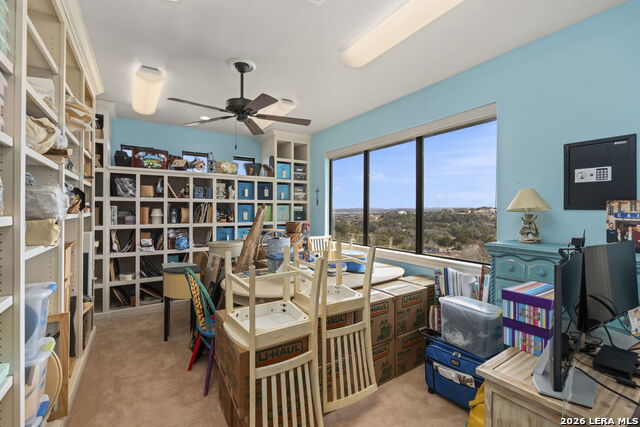 Listing photo id 64 for 1039 Bluewater Place