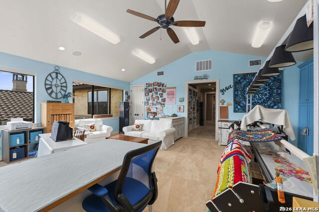 Listing photo id 65 for 1039 Bluewater Place