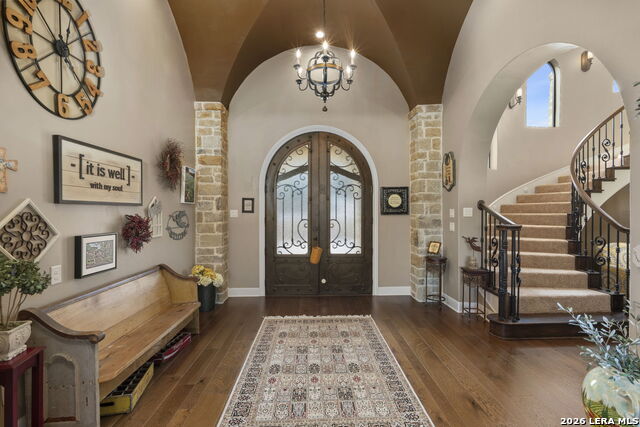 Listing photo id 5 for 1039 Bluewater Place