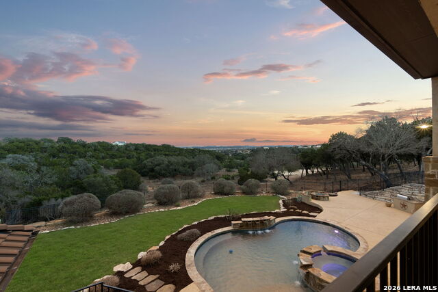 Listing photo id 89 for 1039 Bluewater Place