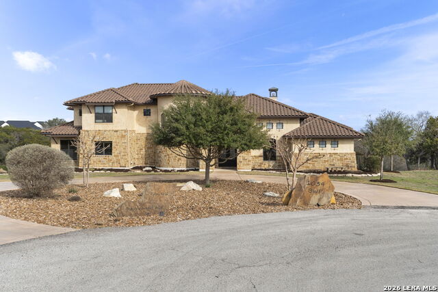 Listing photo id 95 for 1039 Bluewater Place