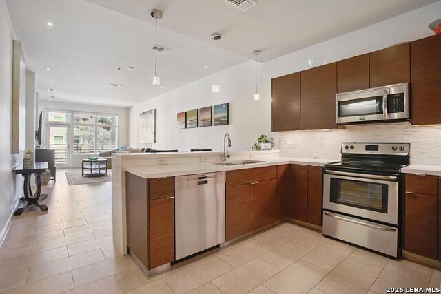 Image 2 of 25 For 17902 La Cantera  Unit 216