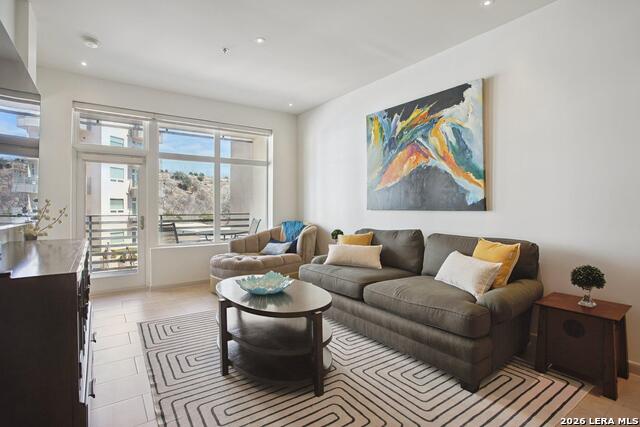 Image 9 of 25 For 17902 La Cantera  Unit 216